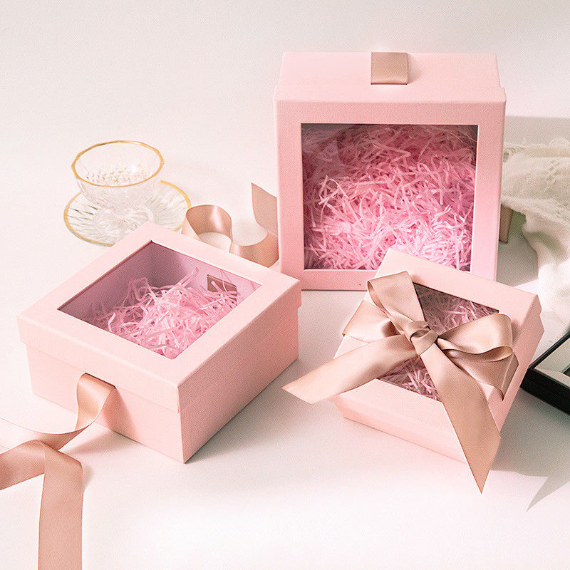 Kundengebundene rosa Geschenkbox Quadrat Recentage mit Band