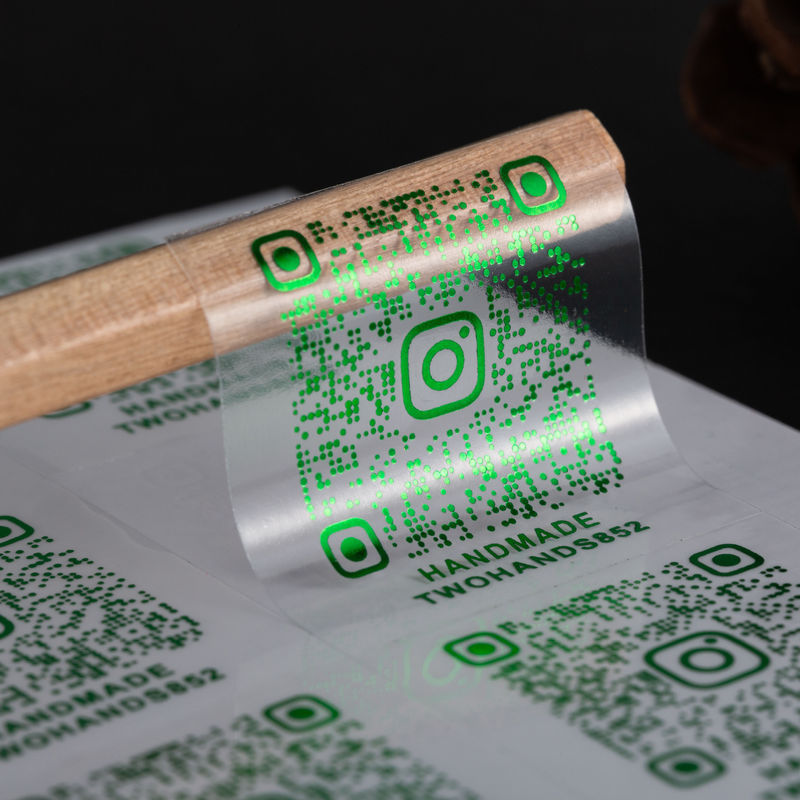Öl prüfen die transparenten Vinylaufkleber, die für Kosmetik-Produkte drucken
