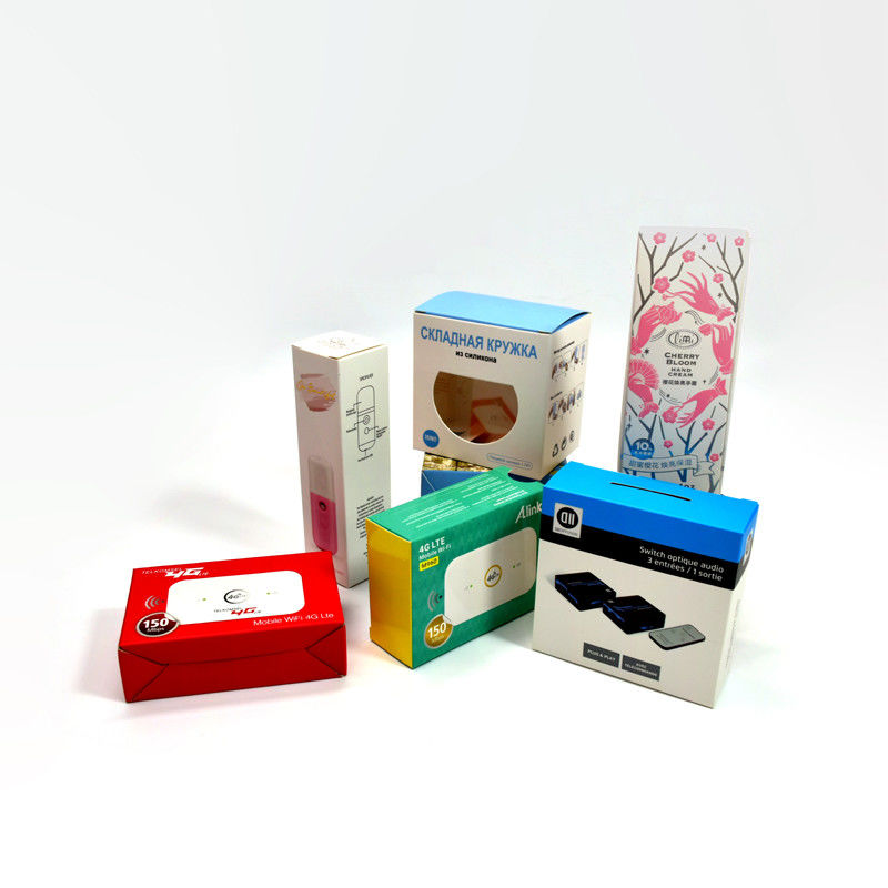 Maßgeschneiderte leere Verpackungskisten mit Logo Weiße Kartonbox Alle Arten von Produkt-Displayboxen