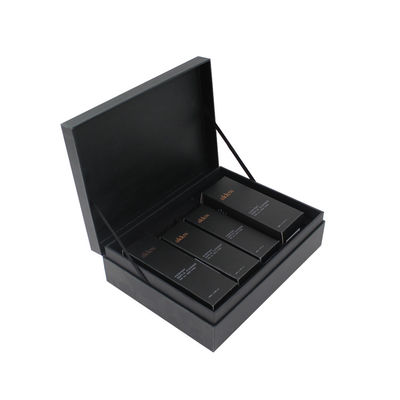 Einzelhandel Hautpflege Box Schwarz Druck und goldene Folie mit wasserdichtem Oberfläche