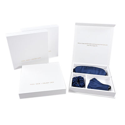 Klassische weiße Schließungs-magnetische Geschenkbox für Seiden-Flecken-Kissen