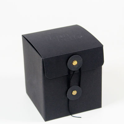 Custom Black Cardboard Box Embossed Logo für Kerzen mit Augen und Bänder